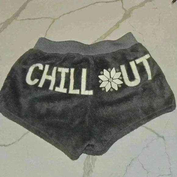 Justice Girls Plush Leisure Shorts Gray Size 6/7 - Picture 1 of 4